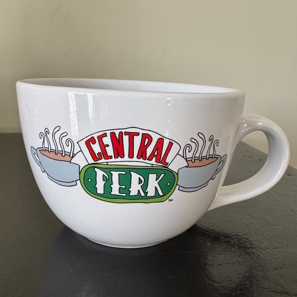 Central Perk FRIENDS Oversized Mug NWT